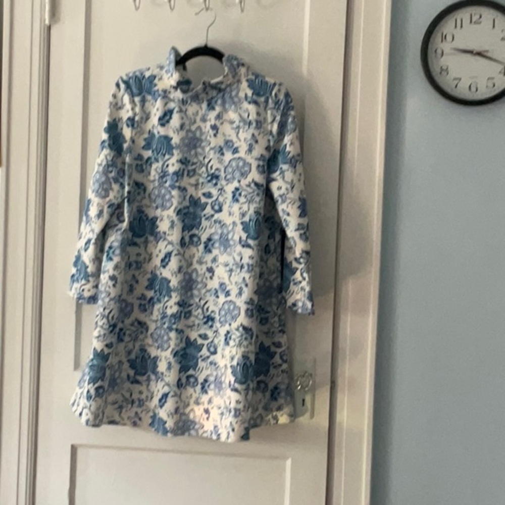 Beautiful brand new Tuckernuck sing dress